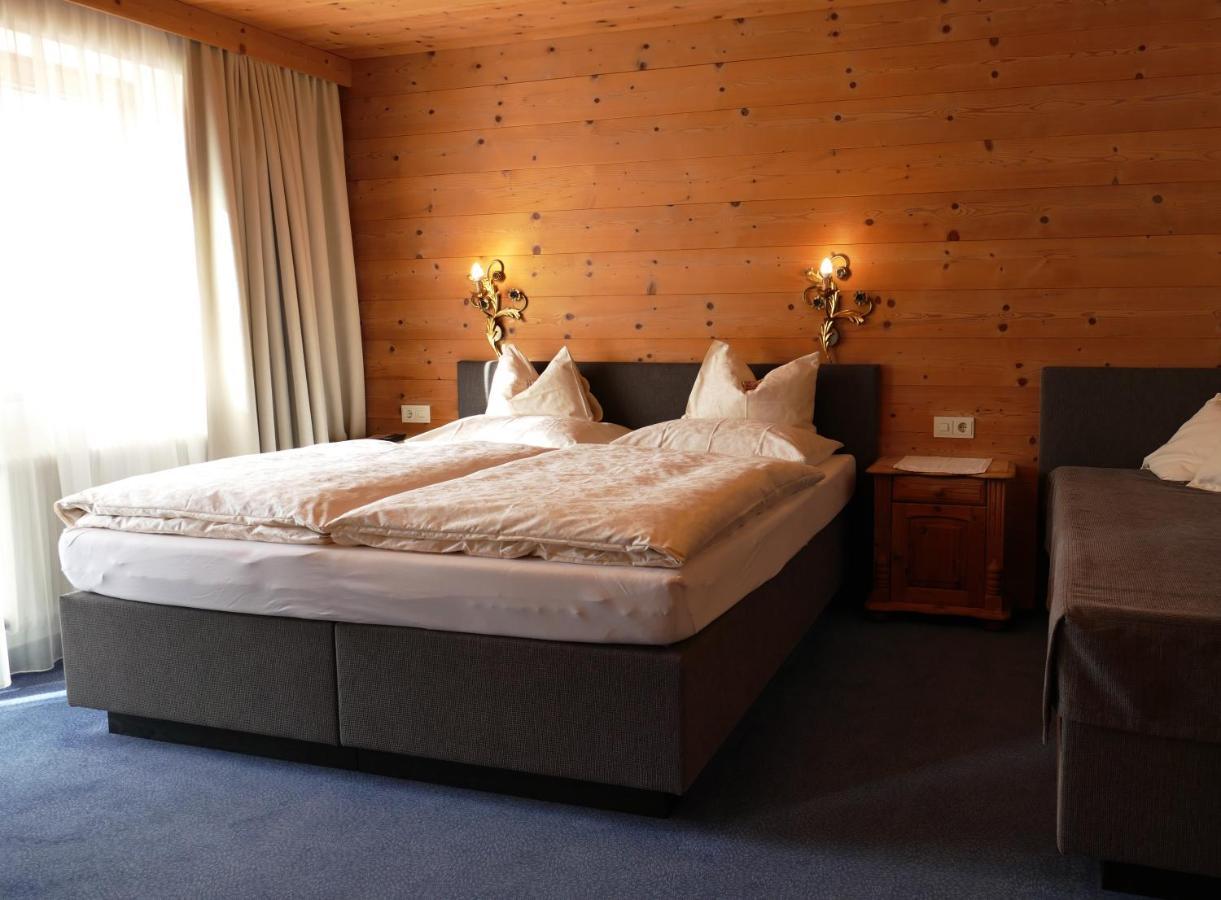 Gastehaus Hochmuth Apartman Mayrhofen Kültér fotó