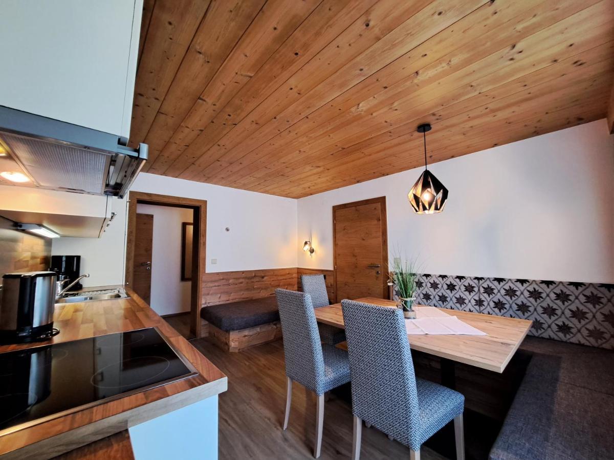 Gastehaus Hochmuth Apartman Mayrhofen Kültér fotó