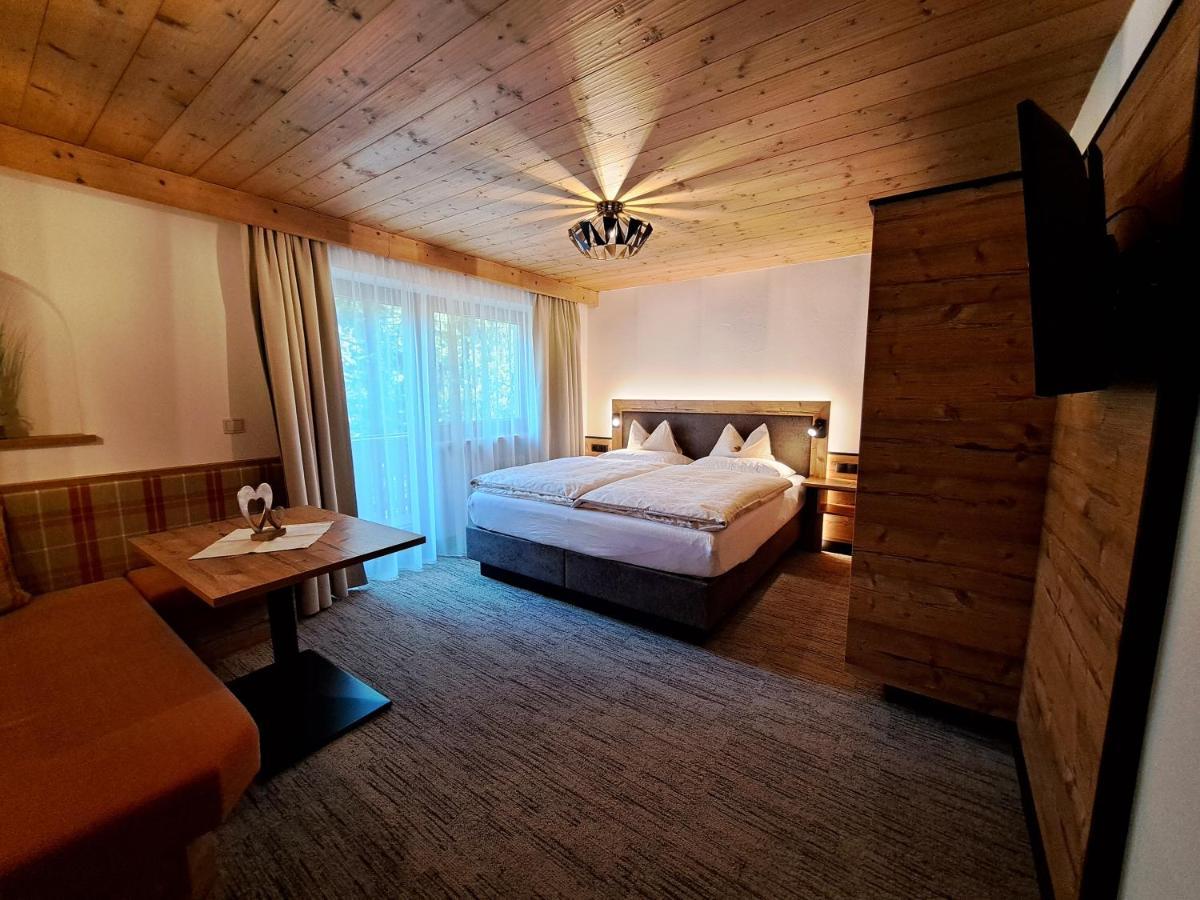 Gastehaus Hochmuth Apartman Mayrhofen Kültér fotó